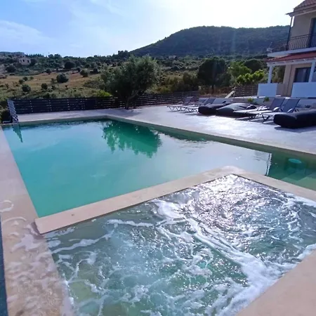 Marea Luxury - Traverso Apartment