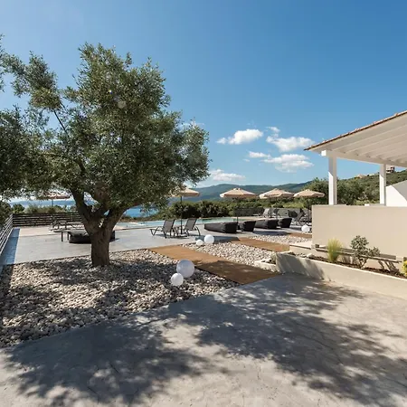 Marea Luxury - Traverso Korithion