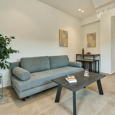 Marea Luxury - Traverso Apartment Korithion