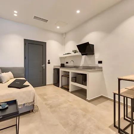 Marea Luxury - Traverso Apartment Korithion
